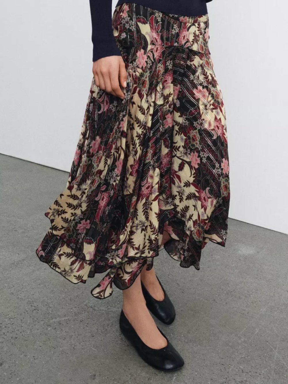 Zara Floral Print Midi Skirt